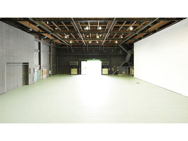 STUDIO 1